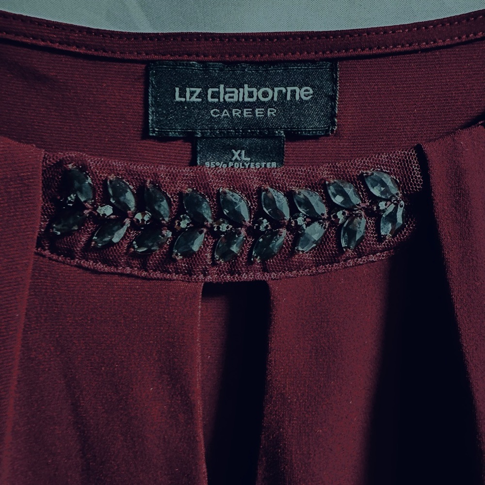 Lis Claiborne decorated neckline burgundy blouse. - Picture 3 of 7